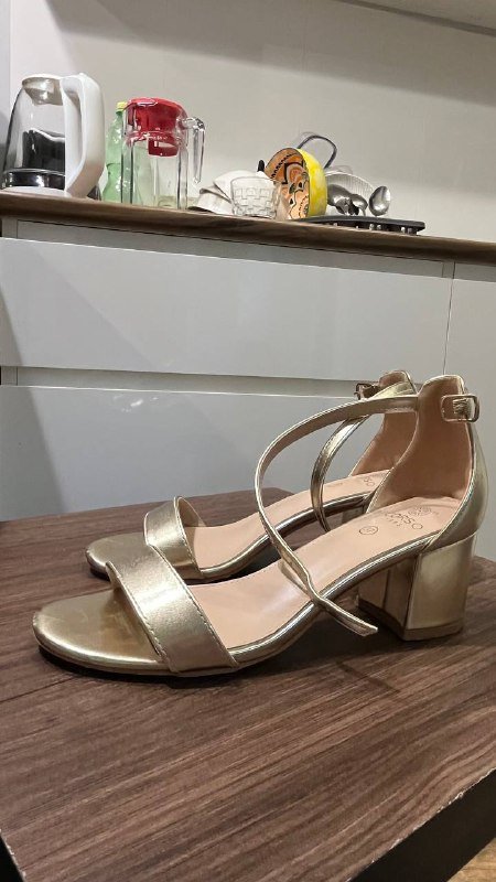 Комбинезон, пальто, босоножки 3