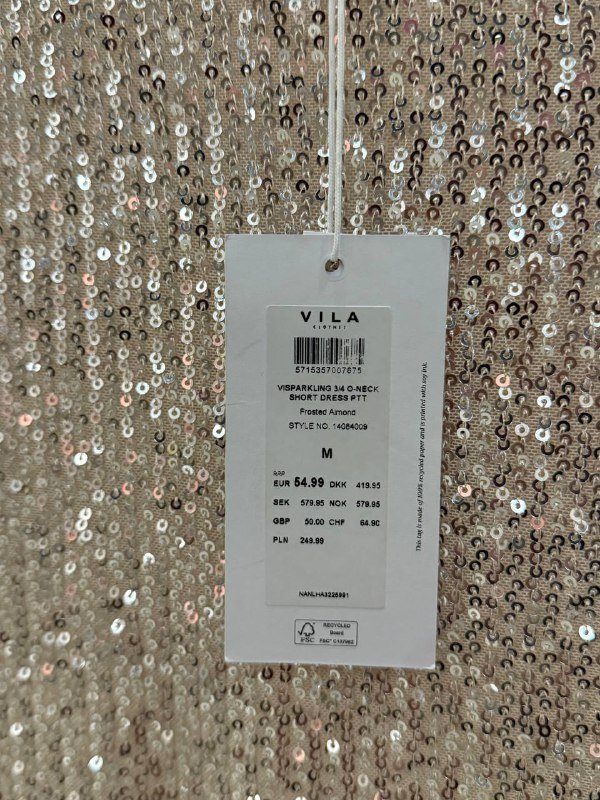 Платье в пайетках размер М 4