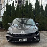 HYUNDAI ELANTRA LIMITED Hybrid 1