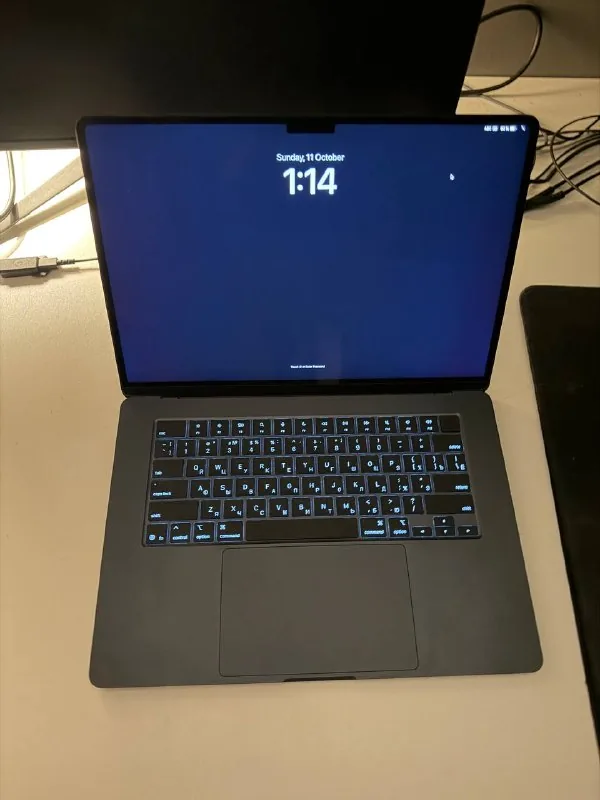 Ноутбук MacBook Air 15 M4 16/256GB 1