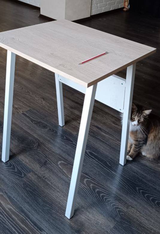 Весы напольные, стол парта, вентилятор, пиалы Икея, табурет, пляжный зонт 2