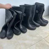 Резиновые сапоги 2