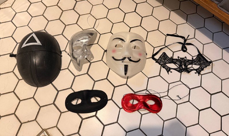 Карнавальные маски для вечеринки и Хеллоуина