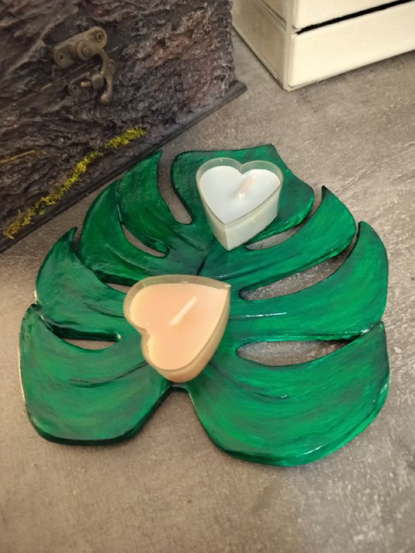 Ковёр, клетка для грызунов, насос, кухонные весы, подушка, наполнитель, тарелочка, подсвечник, вентилятор 8