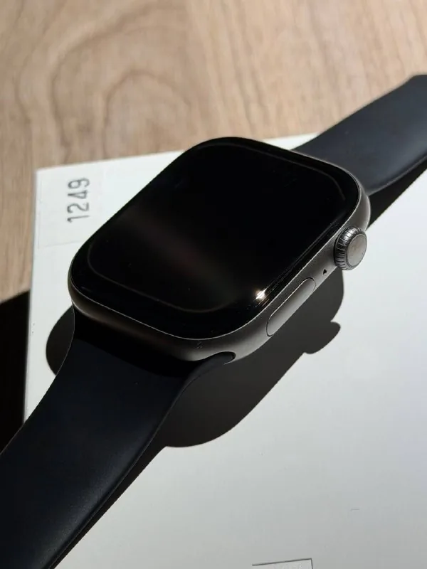 Apple Watch Series 11 46 mm Space Gray 1