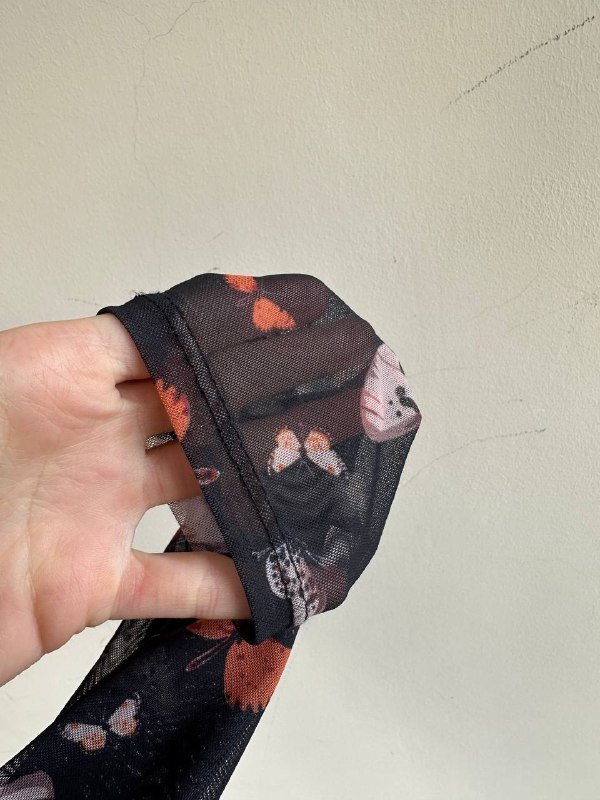 Полупрозрачная блуза с бабочками Stradivarius 4