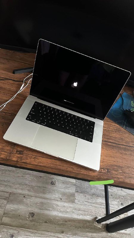 MacBook M1 Pro 16GB 512GB 16-inch