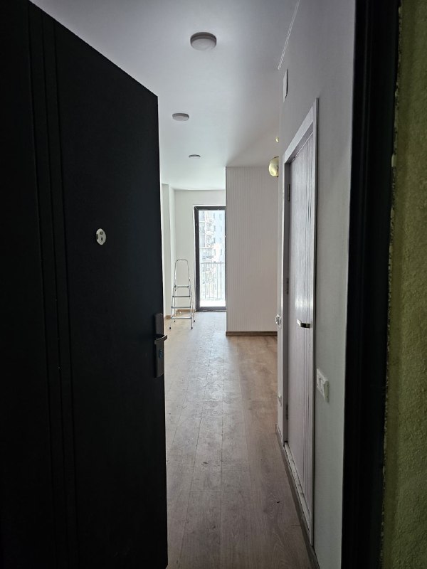 Квартира студия 35 кв м на 5 этаже 3