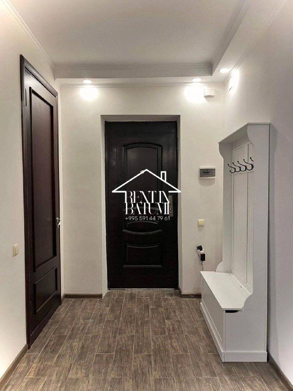 1+1 квартира рядом с парком 6 мая, ул. Хайдара Абашидзе 8