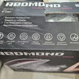 Утюг Redmond 3