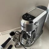 Рожковая кофемашина Delonghi 1