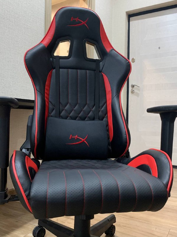 Кресло HyperX, Стол GXTrust комплект