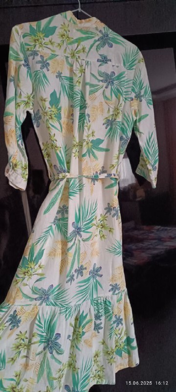 Платья лён размер М 38 бежевая белая цветная синяя белая Twin-set 5