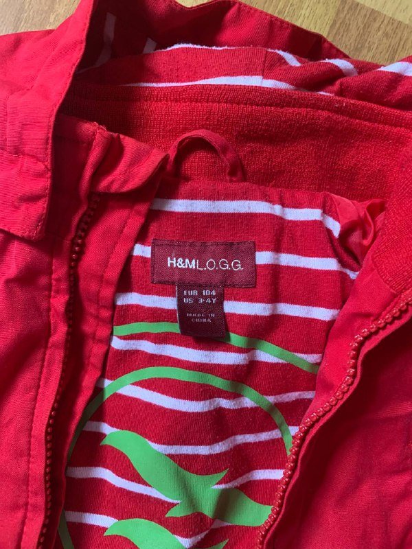 Детская одежда на 4-5 лет 10