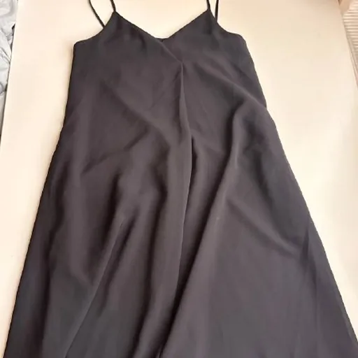 Платье Uniqlo