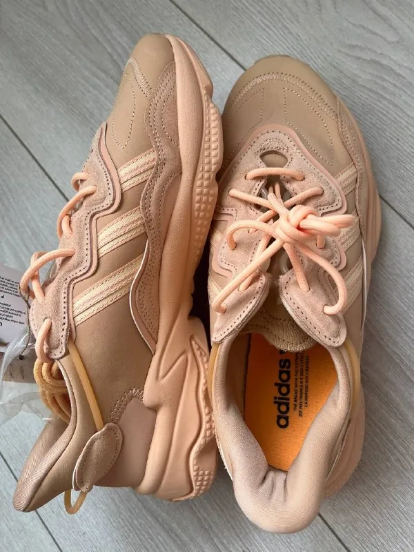 Adidas Ozweego Glow Orange, Calvin Klein 1