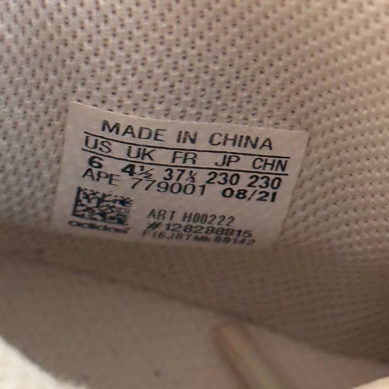 Кроссовки женские adidas 23 см стелька 2