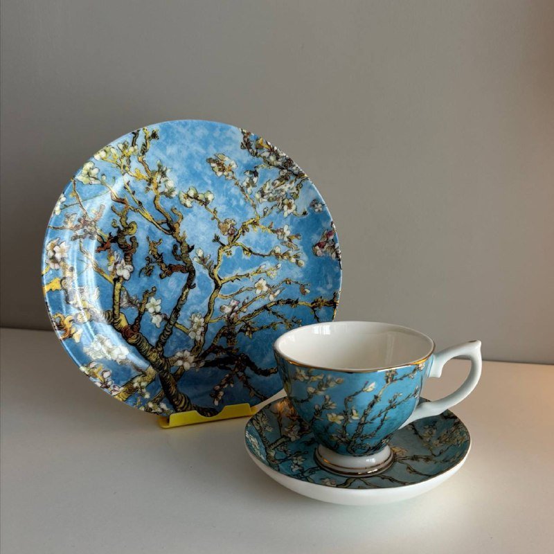 Набор посуды - кружка, блюдце, тарелка Ван Гог