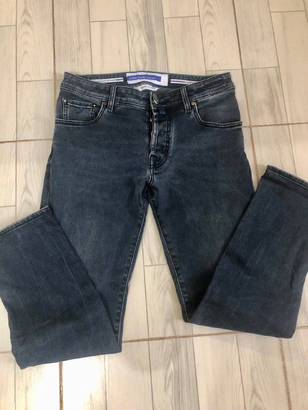 Халат, черные и синие женские джинсы 3