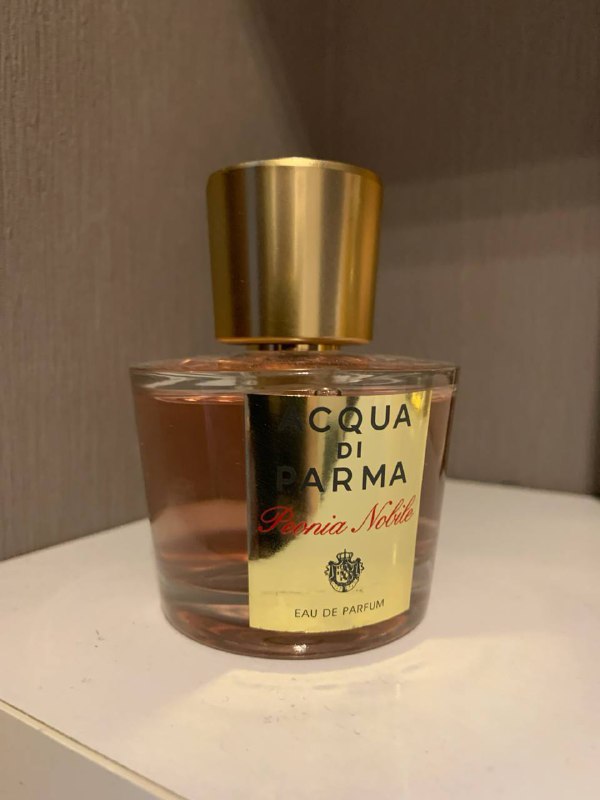 Philips набор для укладки, щипцы для завивки ресниц, зеркало Miniso, Acqua di Parma парфюмерия, Paco Rabanne Phantom, распылитель для воды 6