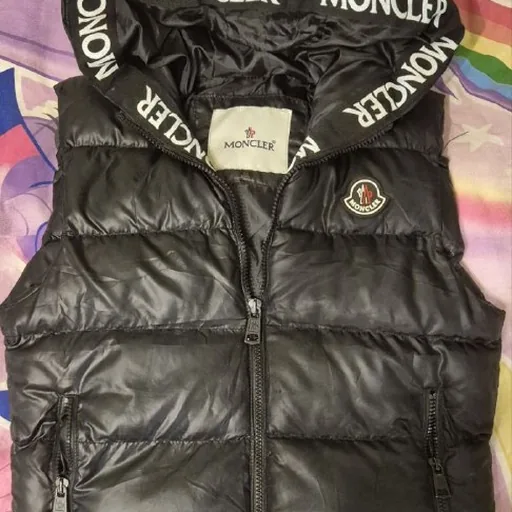 Жилетка на девочку