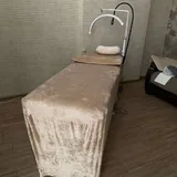 Ресницы, кушетка, лампы и расходники для наращивания 1