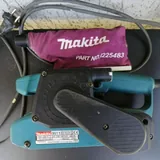 Ленточная шлифмашинка Makita 9911 2