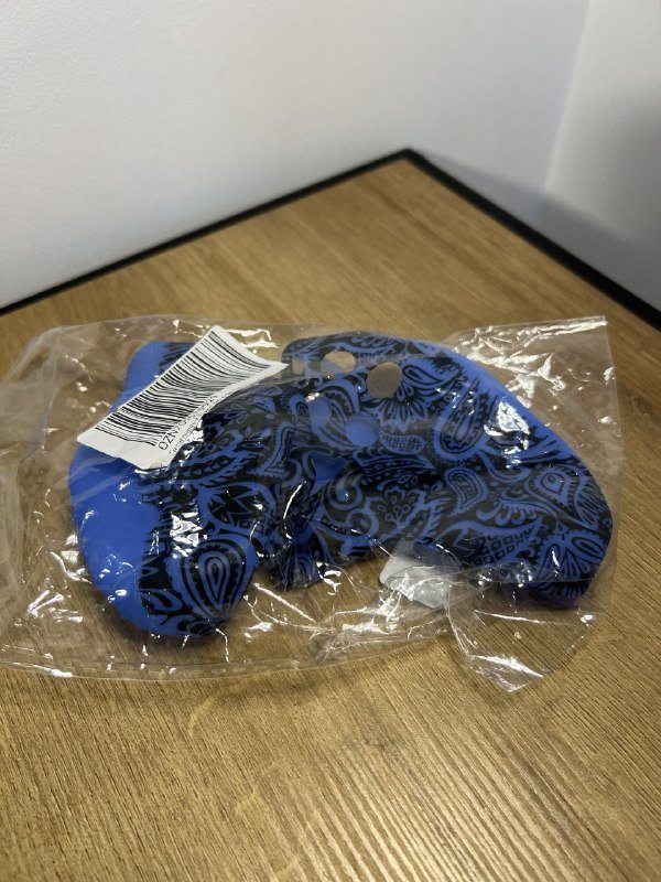 Козырек на зеркало заднего вида 2