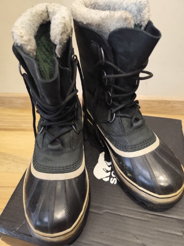 Ботинки зимние Sorel Caribou размер 8.5