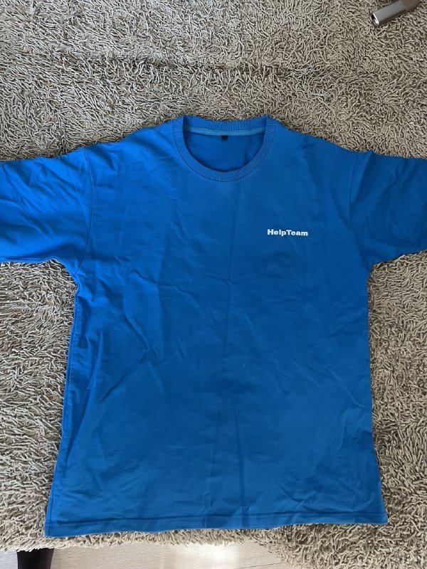 4 футболки helpteam разных размеров