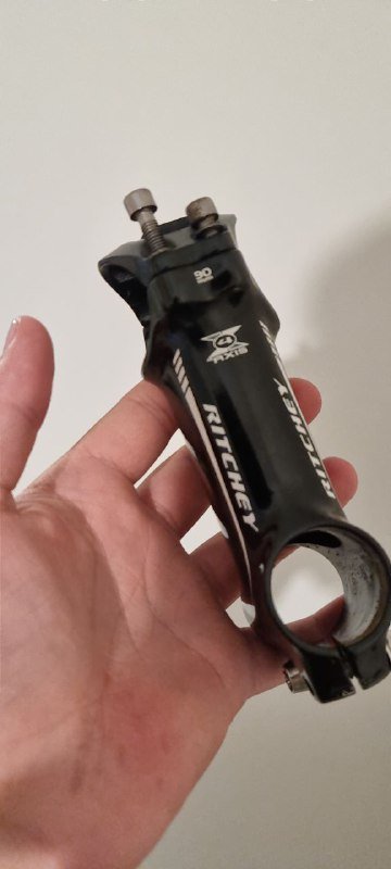 Касета, вынос, передний и задний тормоз велосипеда 5