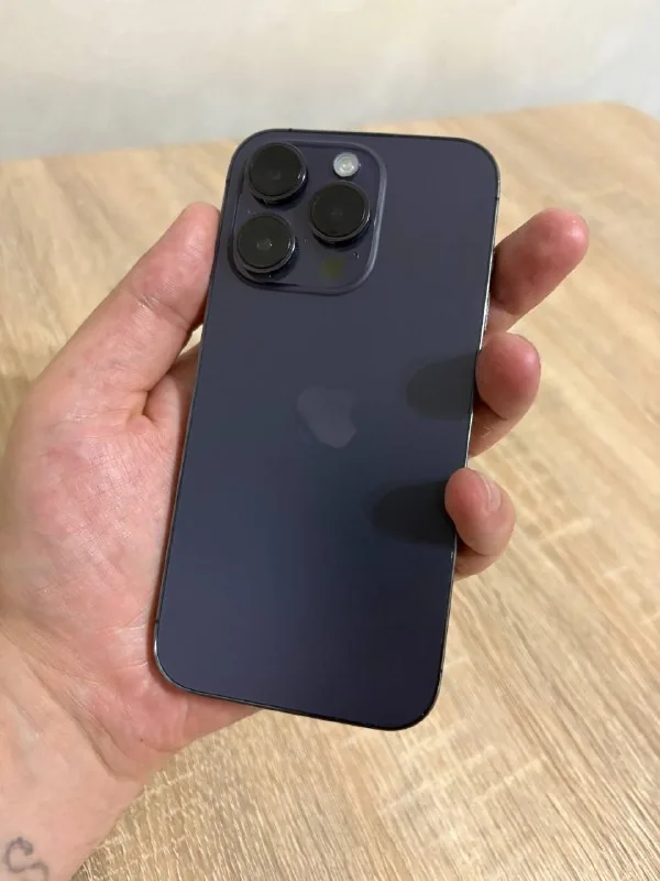 iPhone 14 Pro 1