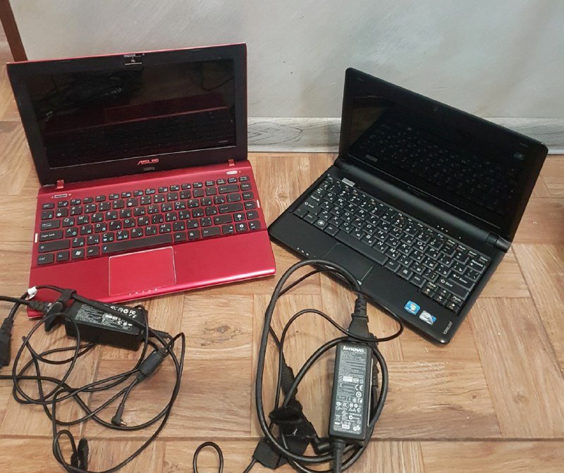 Нетбуки Lenovo S10-3C и Asus с зарядками
