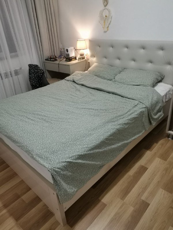 Кровать с матрасом 145х205 см