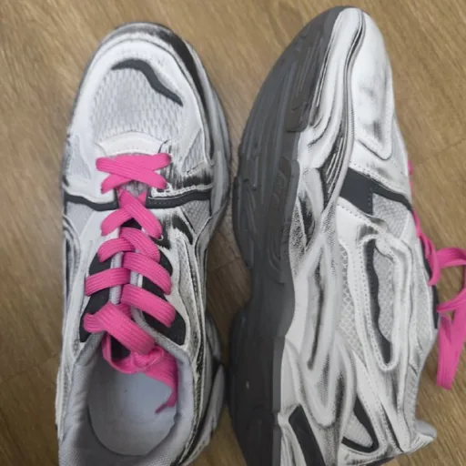 Женские кроссовки Nike