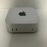 Apple Mac Mini M4, Ugreen stand, Samsung 9100 Pro SSD 4