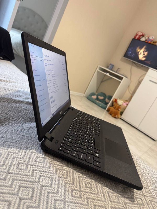 Ноутбук Acer старый