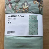 Стол, кресло, матрас, наволочки, лампа, мячи 5