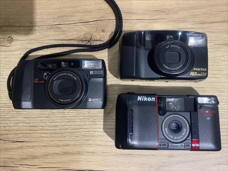 Пленочные фотоаппараты Ricoh, Pentax, Nikon