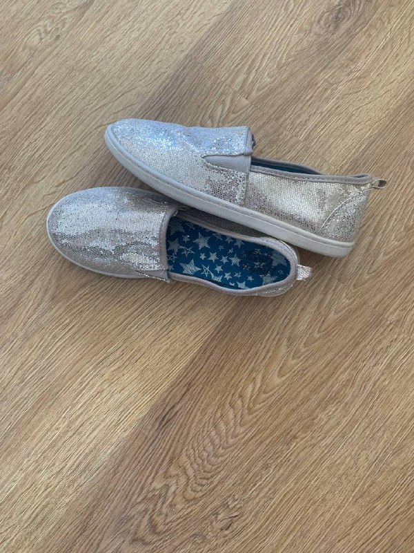 Балетки новые , р.36-37 2