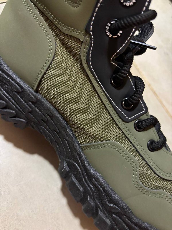 Жилет бронежилет, пояс с подсумками, защитные очки, ботинки 42 размер 6