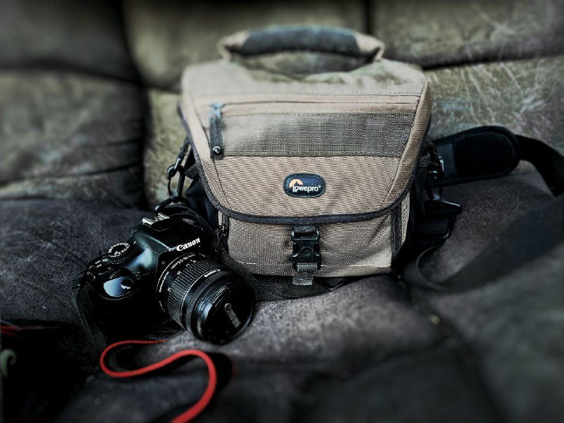 Фотоаппарат Canon EOS 1100D с объективом EF-S 18-55mm IS STM 2