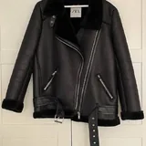 Zara-ს დუბლიონკა, ზომა M 2