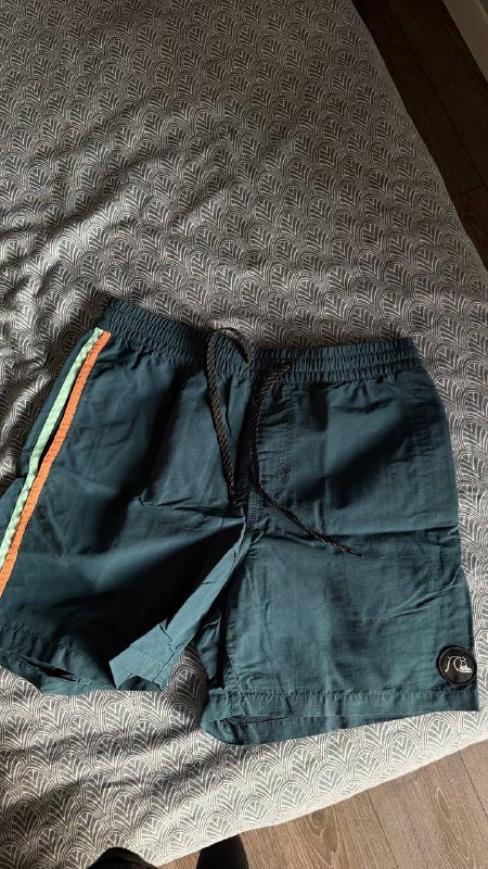 Мужские спортивные и повседневные вещи бесплатно 6