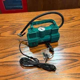 Автомобильный компрессор 12V 1