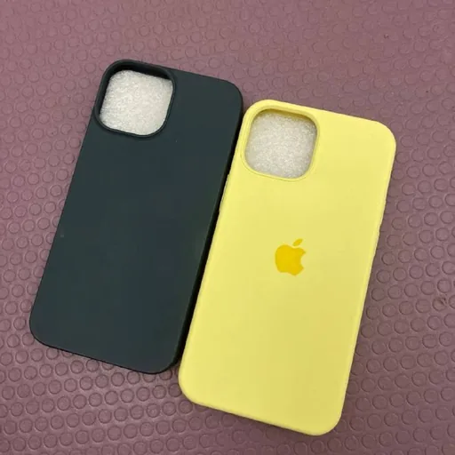 Чехлы на iPhone 13 mini