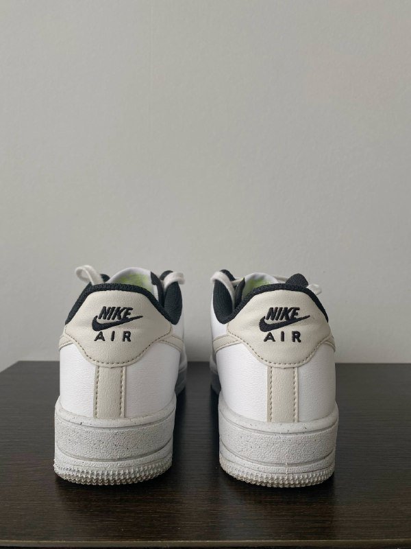 Кроссовки Nike Air Force 1 белые размеры UK 5 EUR 38 3