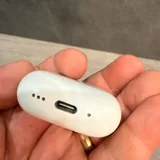 AirPods 4 ANC Wireless Charging 2