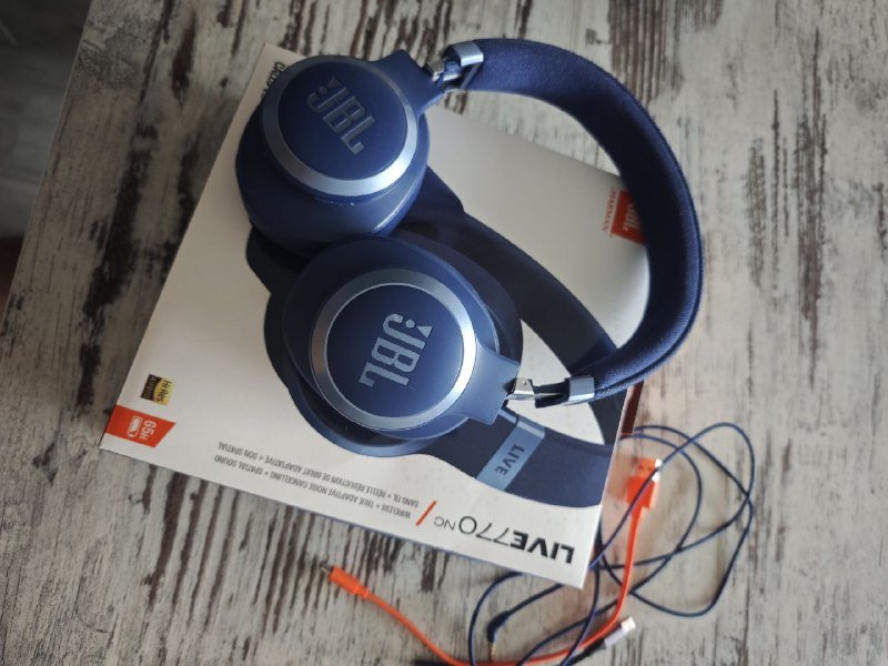 Наушники JBL Live 770nc