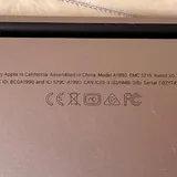 MacBook Pro 15" (2018) 4